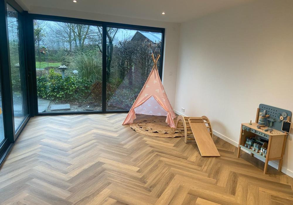 Aanbouw met luxe afwerking